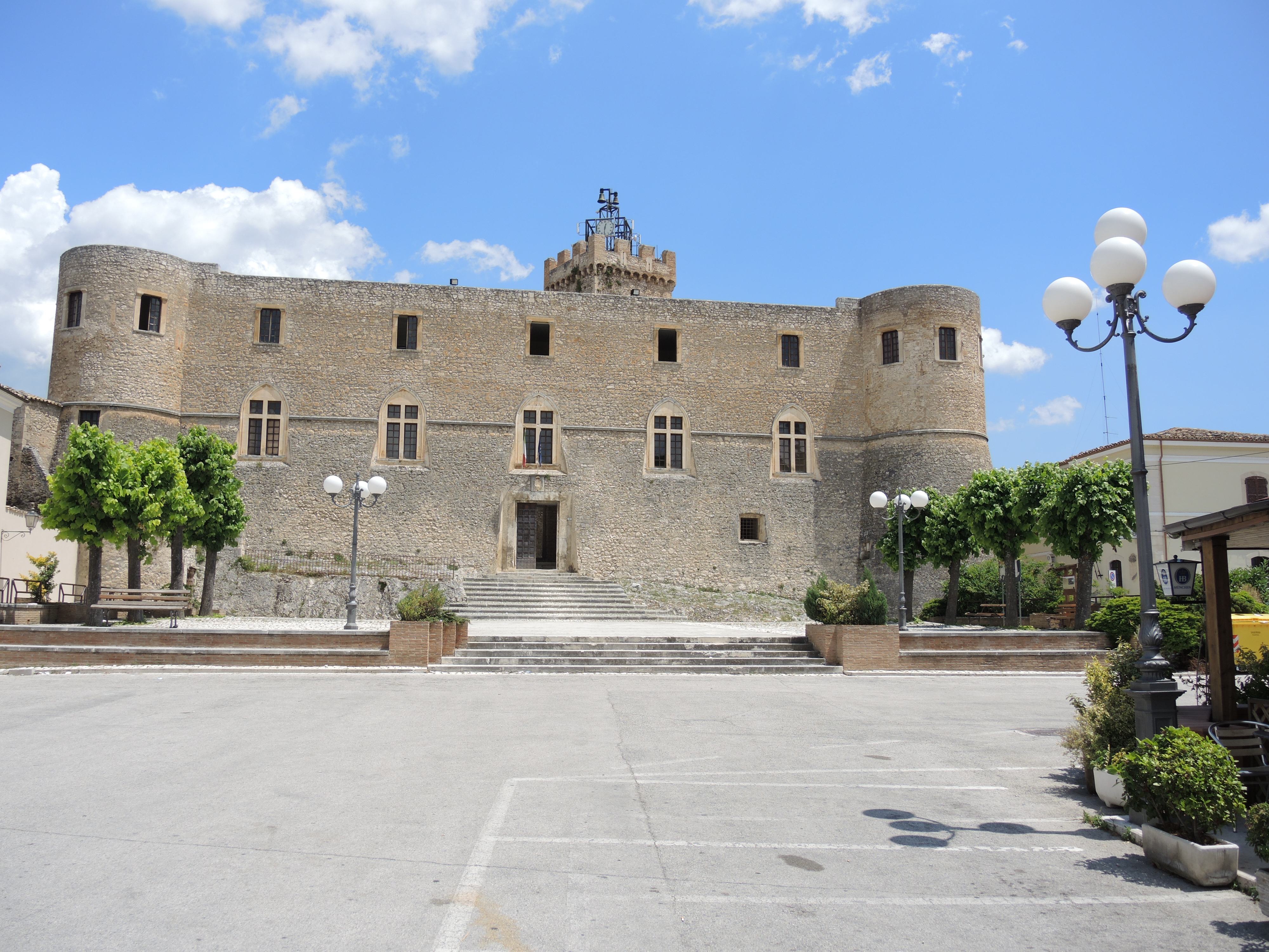 Castello Piccolomini 